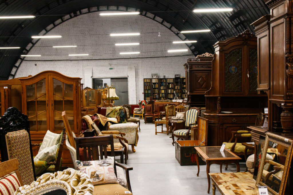 antique auction of furniture